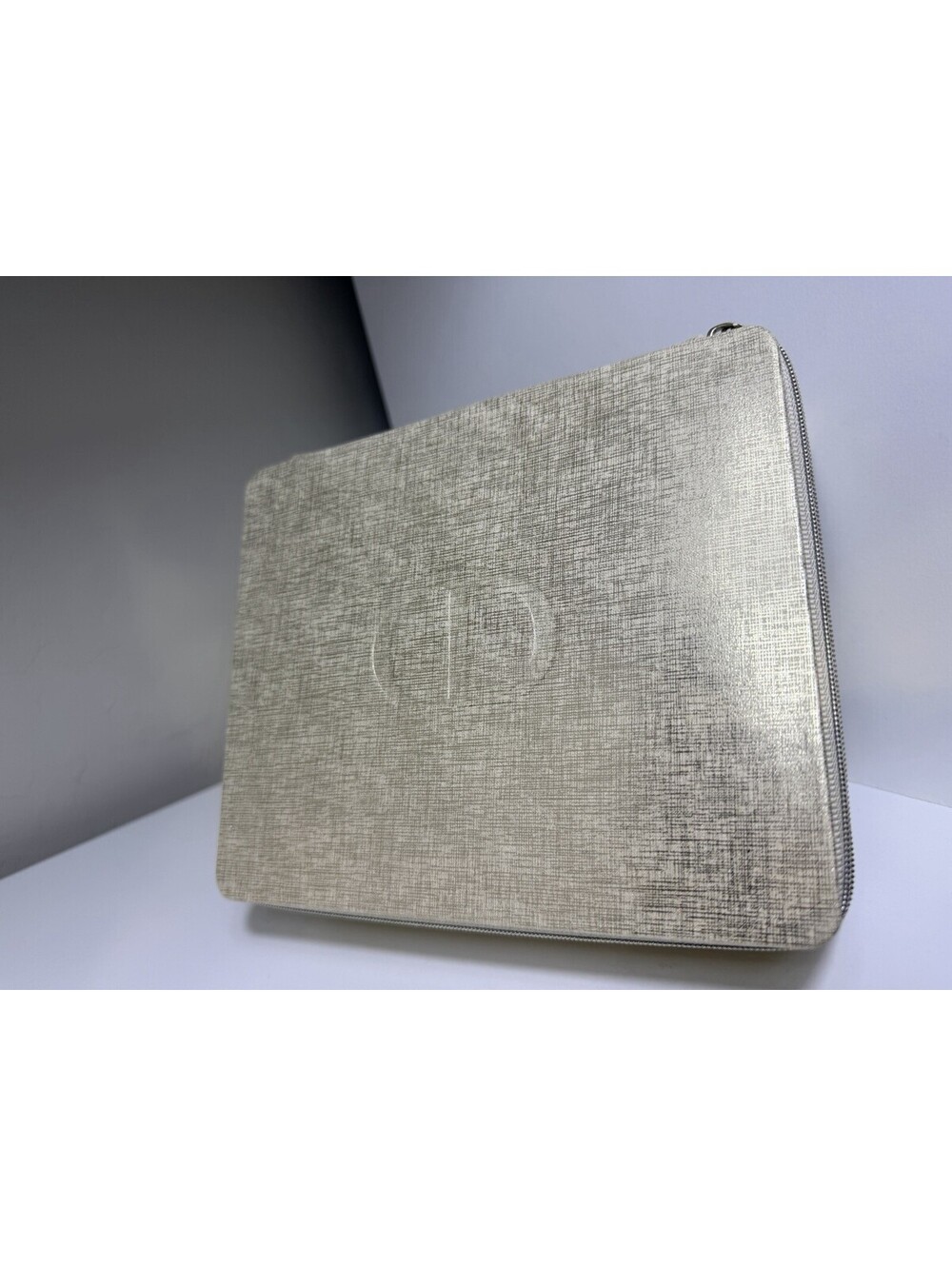 CHRISTIAN DIOR Beauty CD Logo Cosmetic Case Champagne Gold